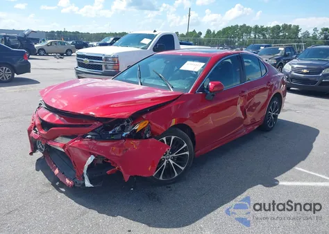 2020 Toyota Camry Se z USA, uszkodzony, nr VIN 4T1G11AK1LU340123